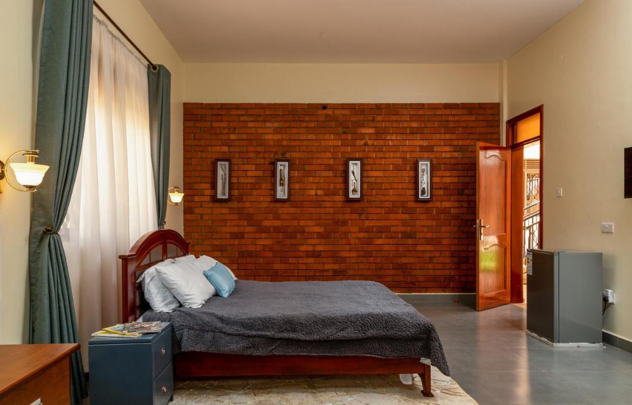 Fred&Winnie BnB Kampala Exterior foto