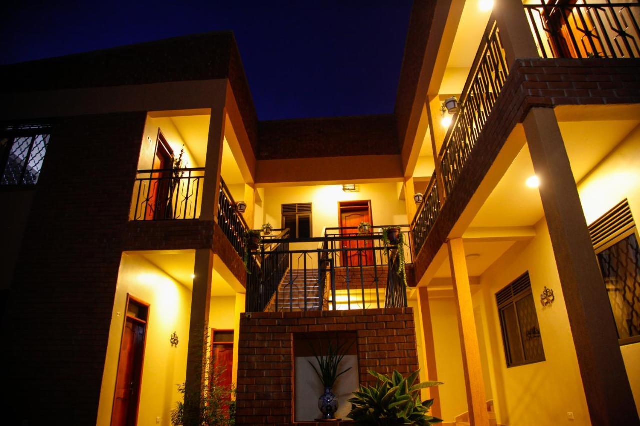 Fred&Winnie BnB Kampala Exterior foto